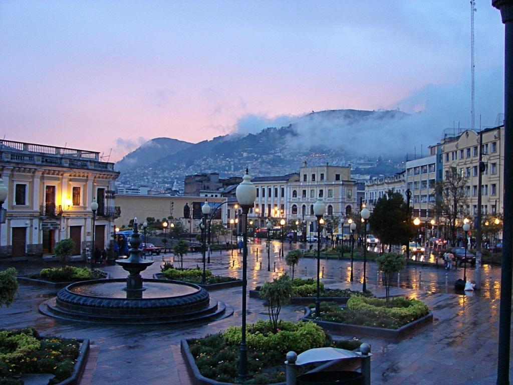 San Blas House & Suites Quito Extérieur photo