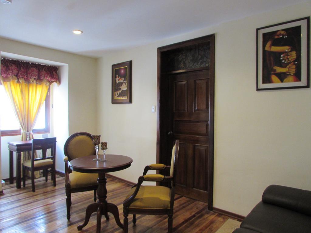 San Blas House & Suites Quito Extérieur photo