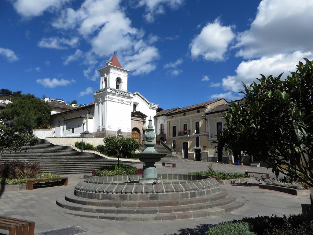 San Blas House & Suites Quito Extérieur photo