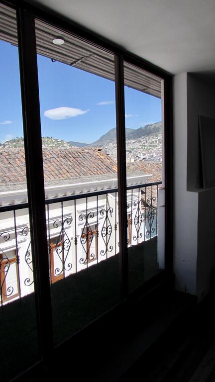 San Blas House & Suites Quito Extérieur photo