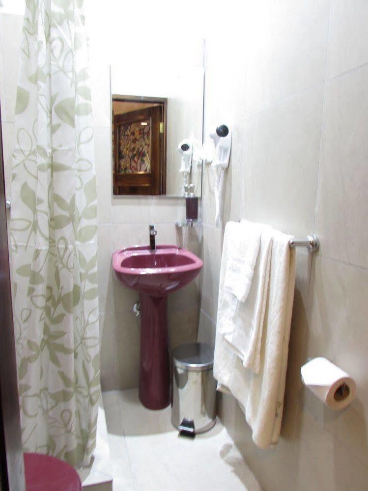 San Blas House & Suites Quito Extérieur photo